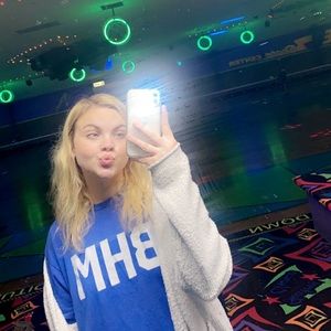 Meet your Posher, Ivy